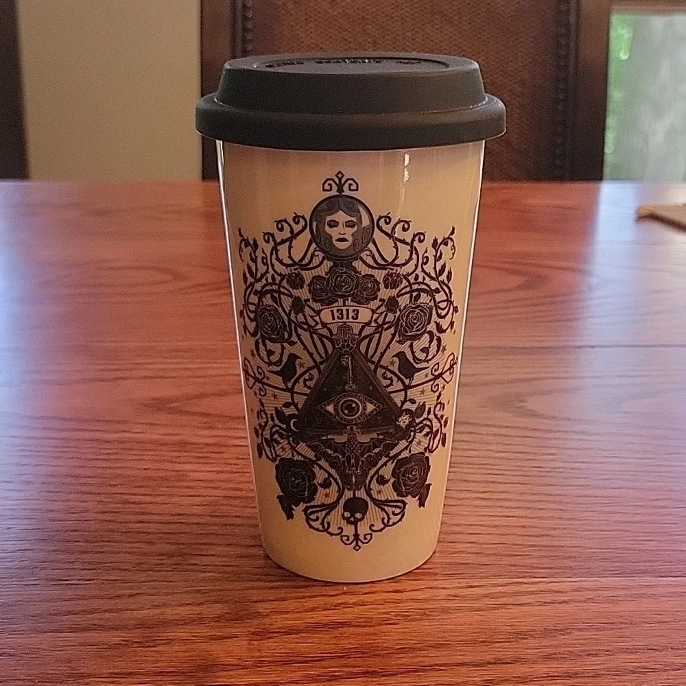 DISNEY The Haunted Mansion 20 oz. ceramic coffee tea mug cup. With lid.